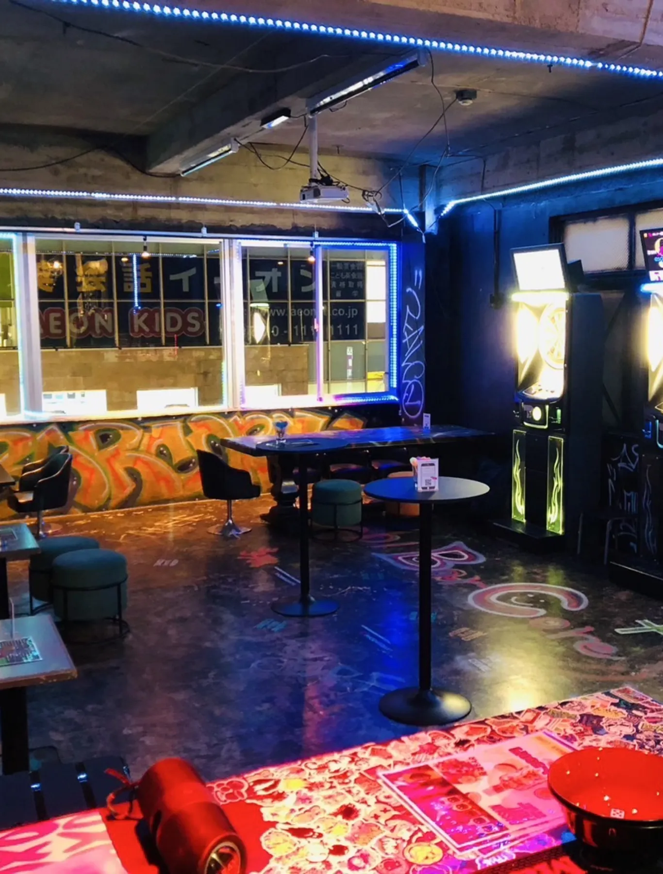 廃墟BAR CORE